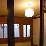 Kyomachiya Shijokarasuma-An